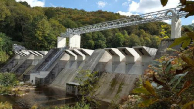 CREATOR: gd-jpeg v1.0 (using IJG JPEG v62), quality = 75